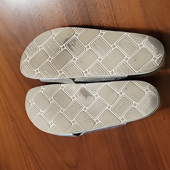 Sam Edelman silver slides. Size 9m - Picture 3 of 4